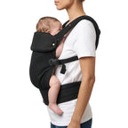 Porte bebe ergonomique noir vue de profil position ventrale ajustement facile sangles reglables et soutien lombaire renforce