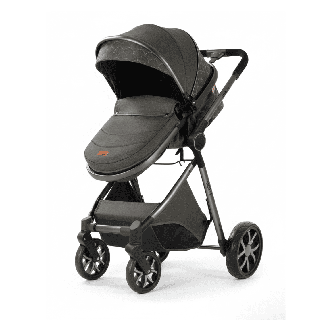 Poussette de multifonctions noir anthracite matelassée avec châssis sombre, le summum de l'élégance et de la sécurité pour bébé.