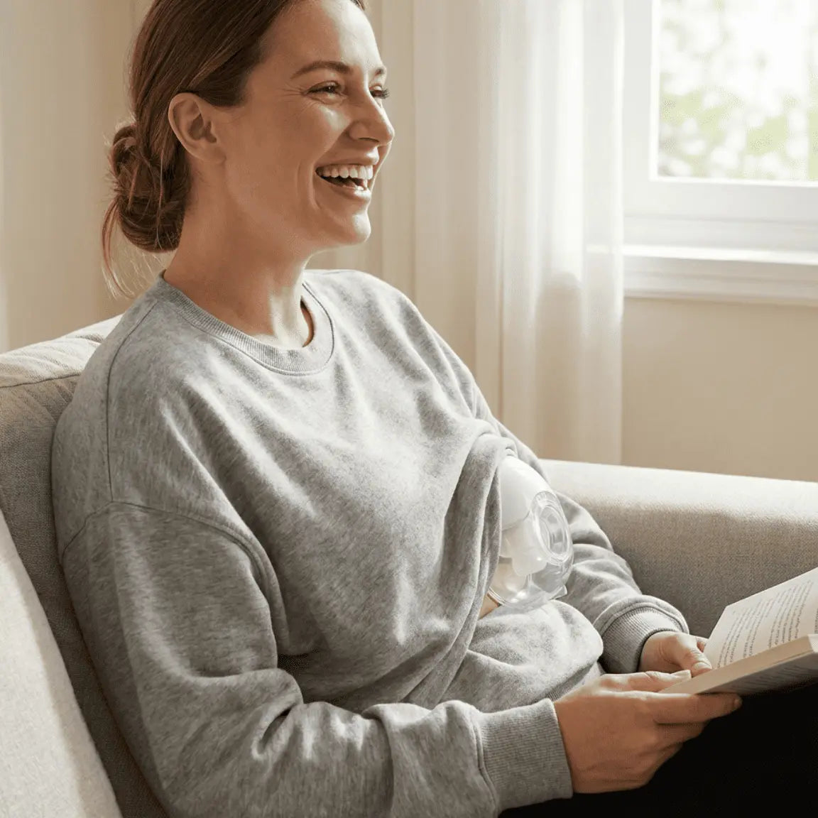 Tire-lait électrique mains libres confortable utilisé à la maison, pompage discret du lait maternel sans effort